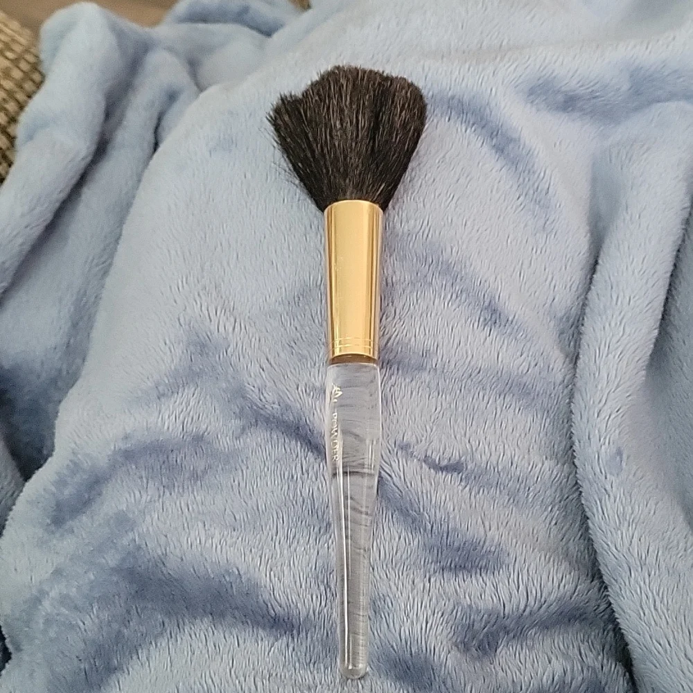 NWOT ESTEE LAUDER Powder brush
